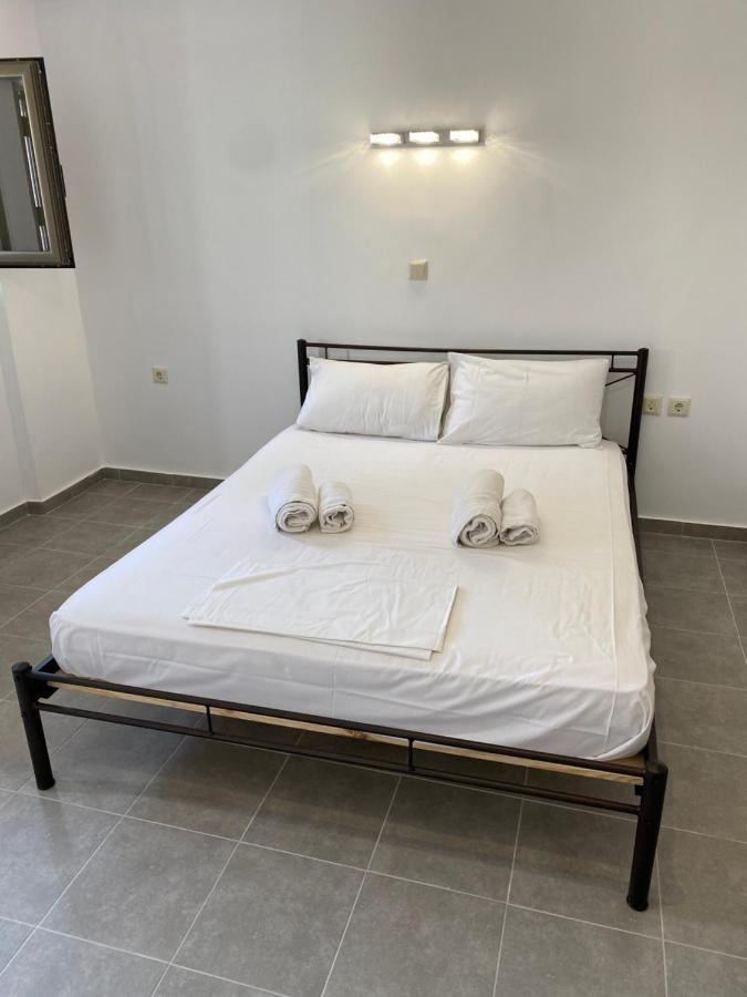 Central Areopolis Rooms Ngoại thất bức ảnh