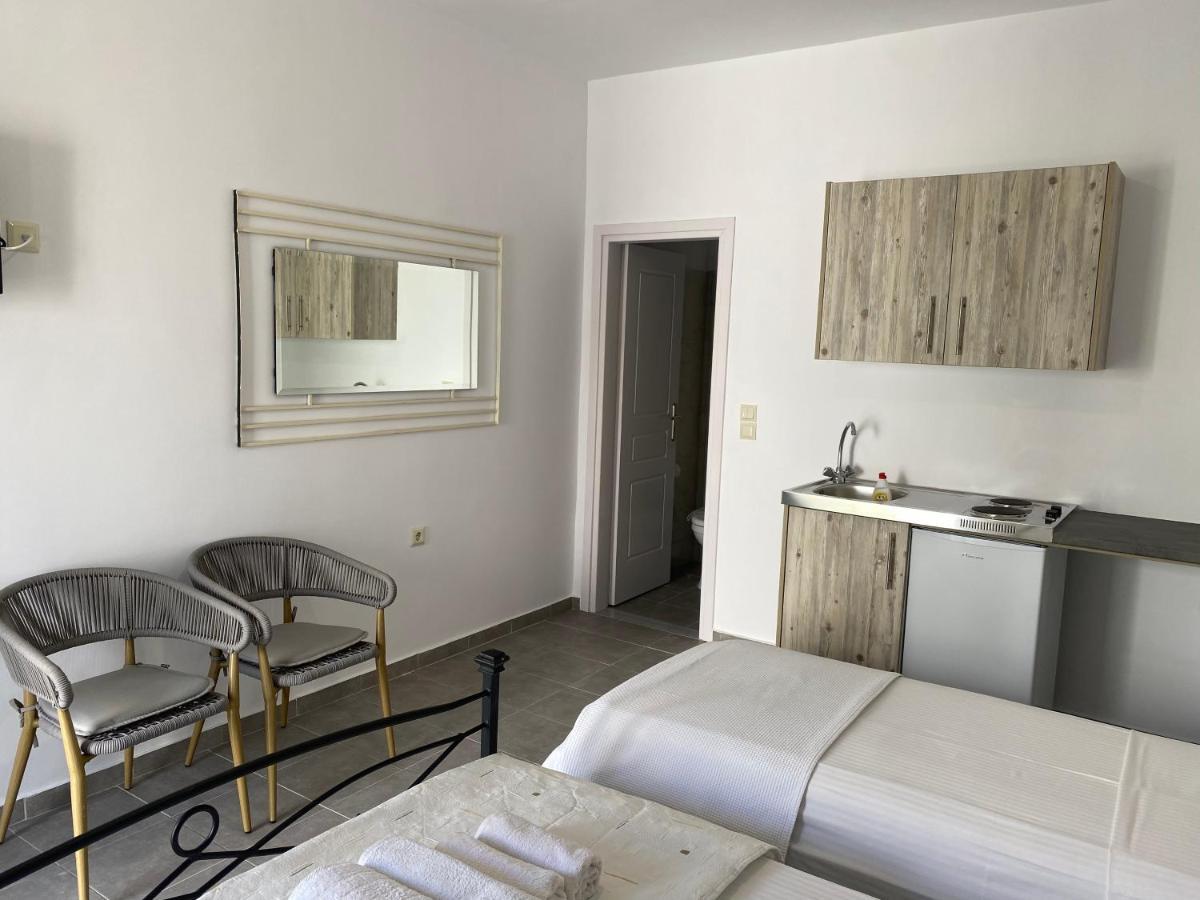 Central Areopolis Rooms Ngoại thất bức ảnh